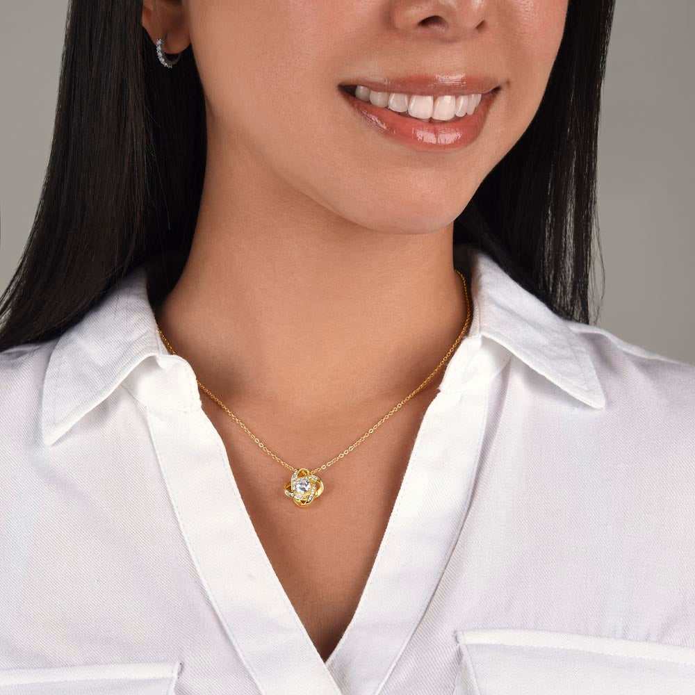 To My Beautiful Mom - Beautiful Love Knot Necklace From Son / Daughter