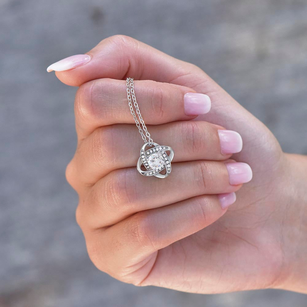 To My Beautiful Mom - Beautiful Love Knot Necklace From Son / Daughter